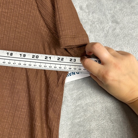 Old Navy Luxe Ribbed T-Shirt XL Brown Short Sleeve Casual‎ Top Capsule NWT - Picture 7 of 8